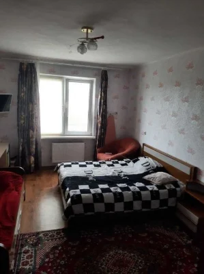 Продам 3 кімн. квартиру, вул. Закревського, 97-А