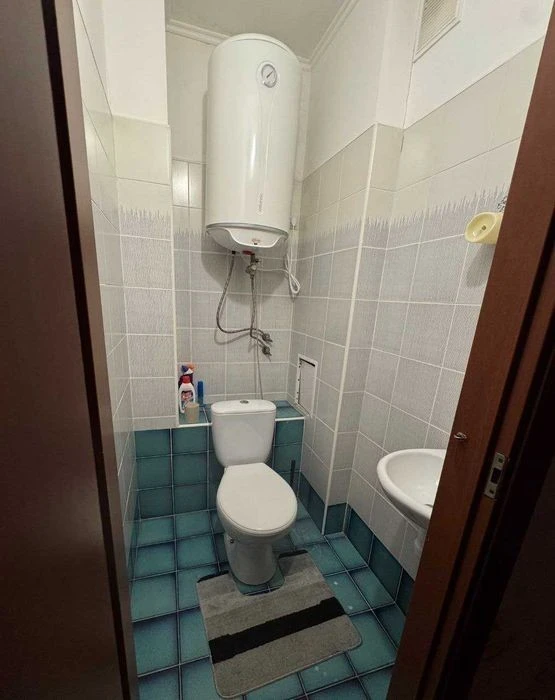 Продам 3 кімн. квартиру, вул. Закревського, 97-А