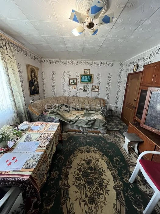 Продаж просторого будинку 2008 року побудови в Тернівці