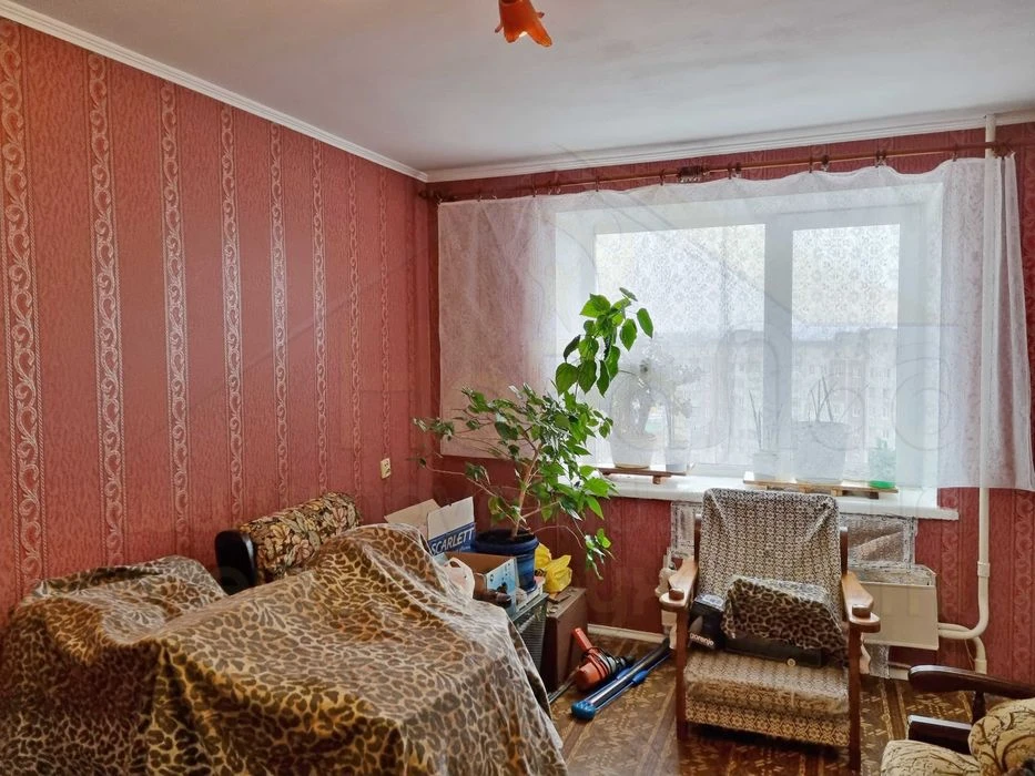 4 кімнатна квартира 91м2 з косметичним ремонтом в цегляному