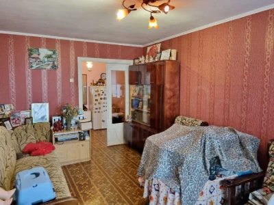 4 кімнатна квартира 91м2 з косметичним ремонтом в цегляному