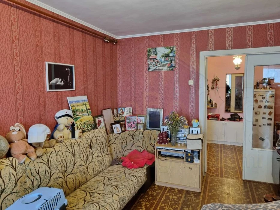 4 кімнатна квартира 91м2 з косметичним ремонтом в цегляному