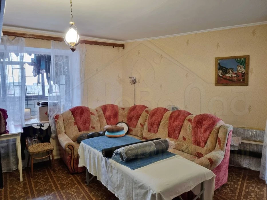 4 кімнатна квартира 91м2 з косметичним ремонтом в цегляному