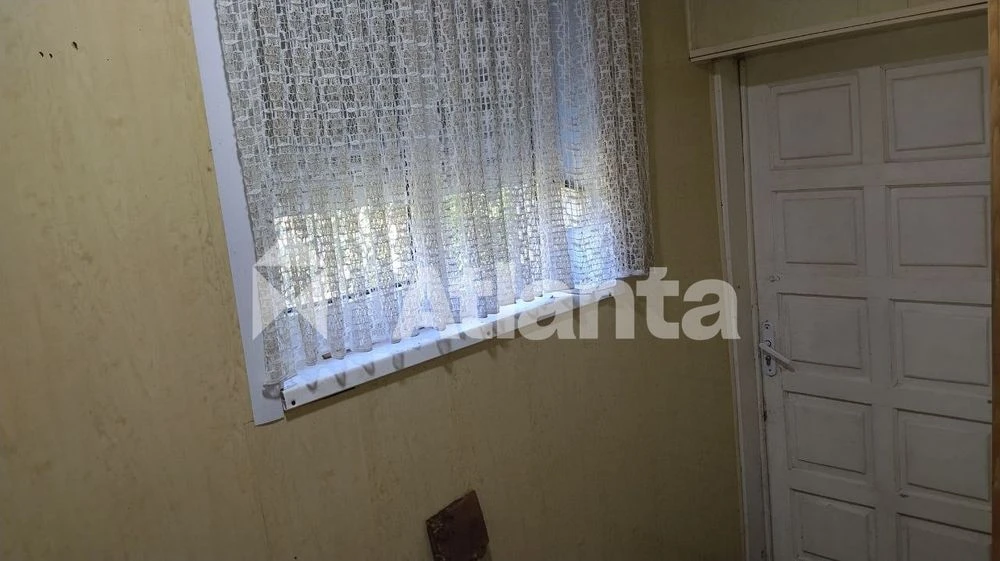 Двоповерхова дача з усіма зручностями поруч Роша клуб