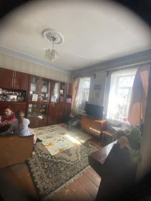 Продается частный дом, на не большом участке 2 дома,