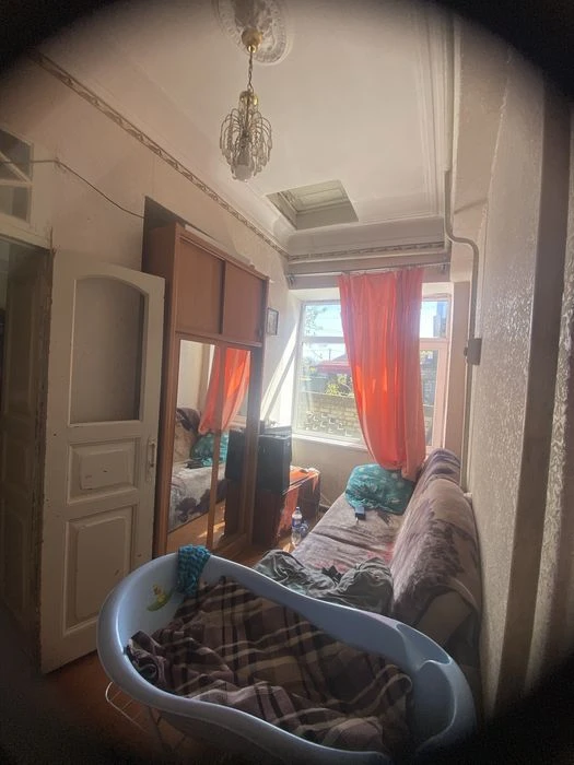 Продается частный дом, на не большом участке 2 дома,