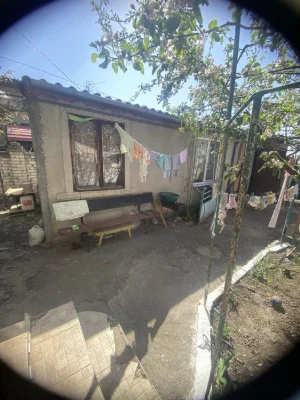 Продается частный дом, на не большом участке 2 дома,