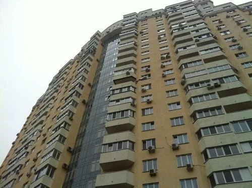Оренда 1-кімнатної квартири 55 м², Йорданська вул., 1