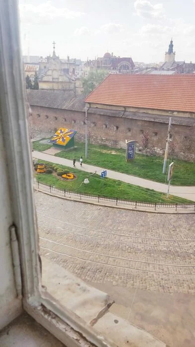 родається 2-кімнатна квартира в центрі Львова — вул. Винниче