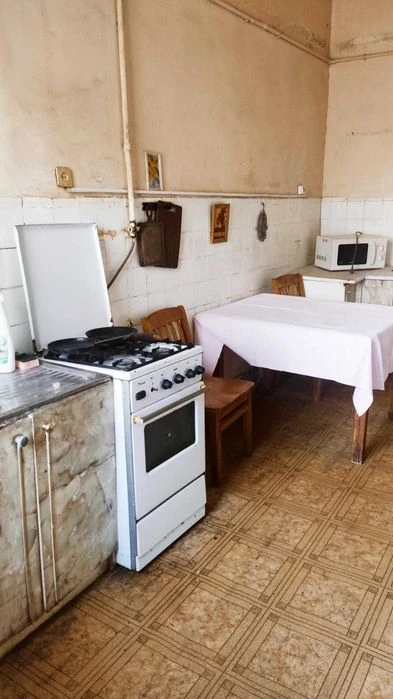 родається 2-кімнатна квартира в центрі Львова — вул. Винниче