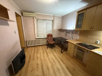 Оренда 1-кімнатної квартири 42 м², Урлівська вул., 9