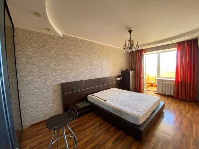 Квартира для большой семьи в новом доме на Таирово/ Левитана