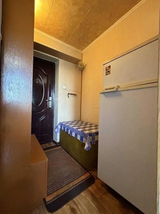 Чорних Запорожців, 15-Б , розглянемо державні програми та го