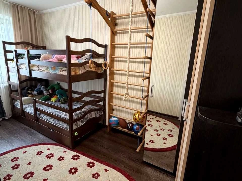 Квартира. Дніпро, Донецьке шосе