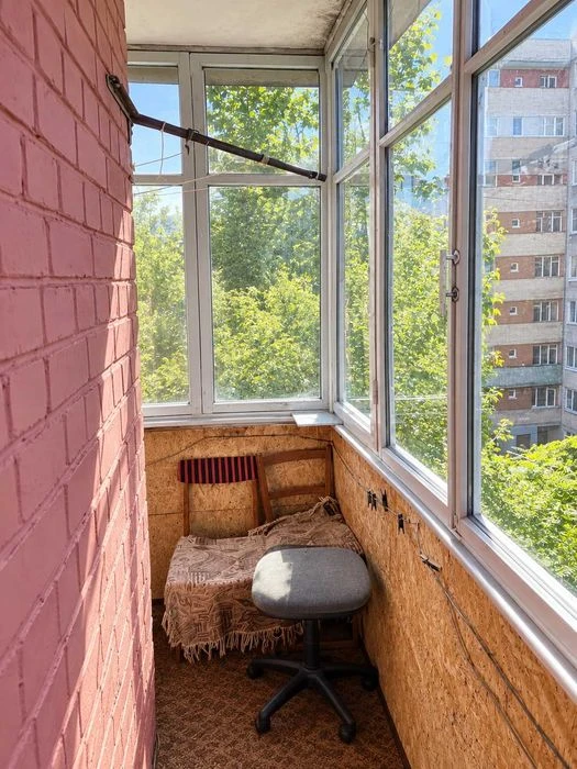 Продам 2к квартиру на Тополе 3