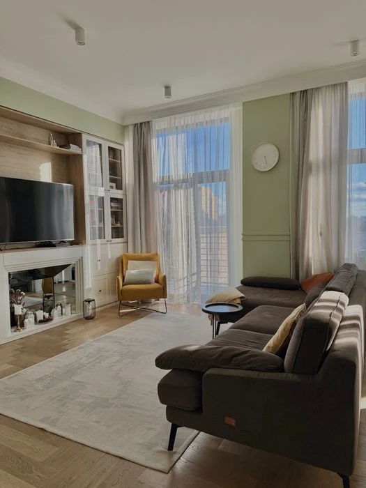 Продаж 4х кімнатної квартри, Loft, клубний будинок, центр, н