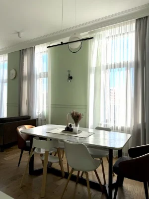 Продаж 4х кімнатної квартри, Loft, клубний будинок, центр, н