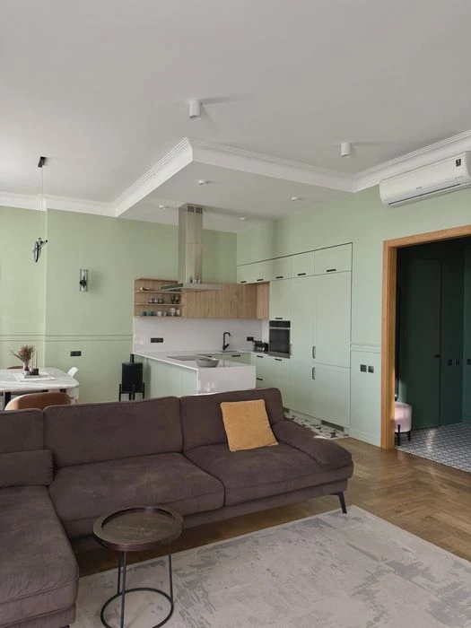 Продаж 4х кімнатної квартри, Loft, клубний будинок, центр, н