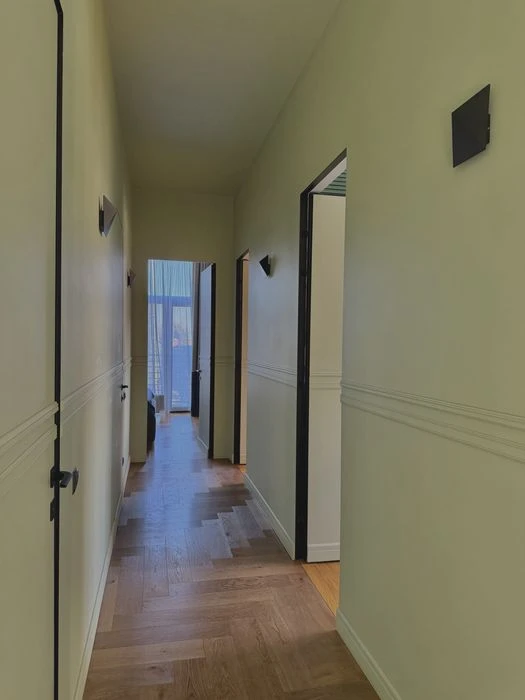 Продаж 4х кімнатної квартри, Loft, клубний будинок, центр, н