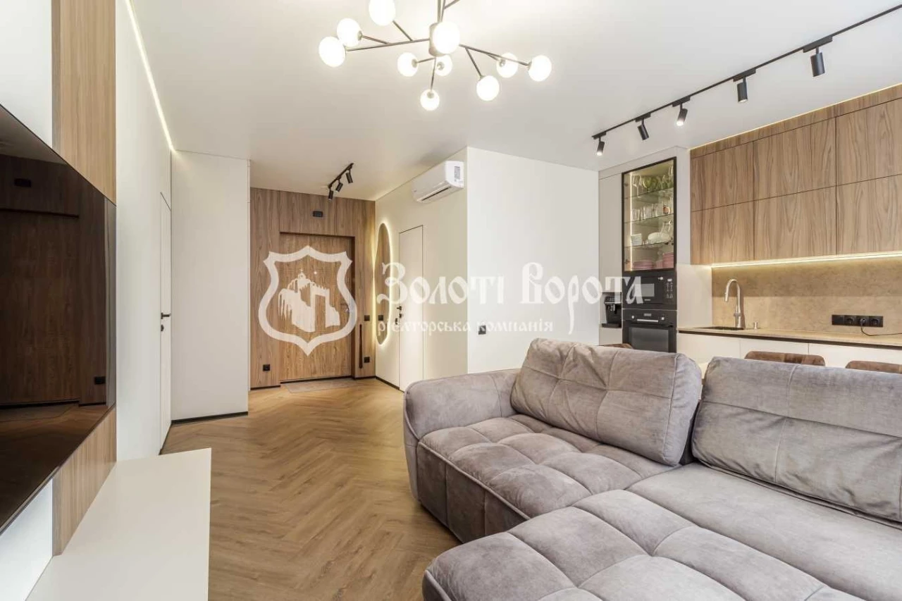 Продажа: 1-комнатная квартира 46.8 м², Канальная ул., 8Б