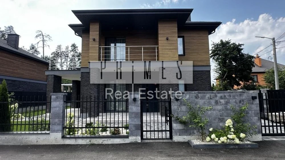 Продаж будинку у котеджному містечку "Forest Lake Villas"