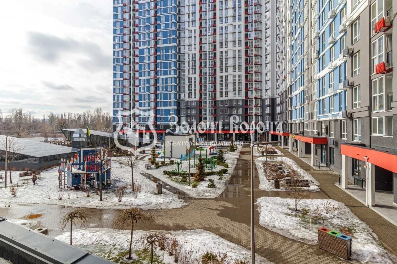 Продажа: 1-комнатная квартира 46.8 м², Канальная ул., 8Б
