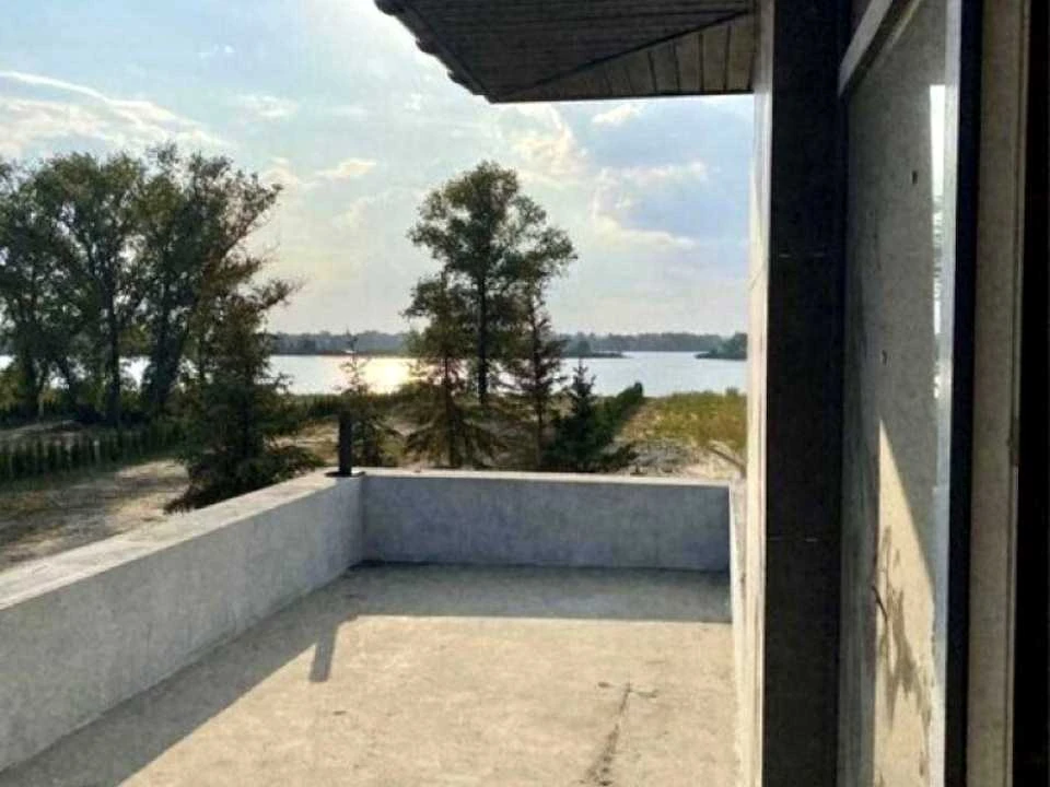 Будинок. Київ, Центральна вул.