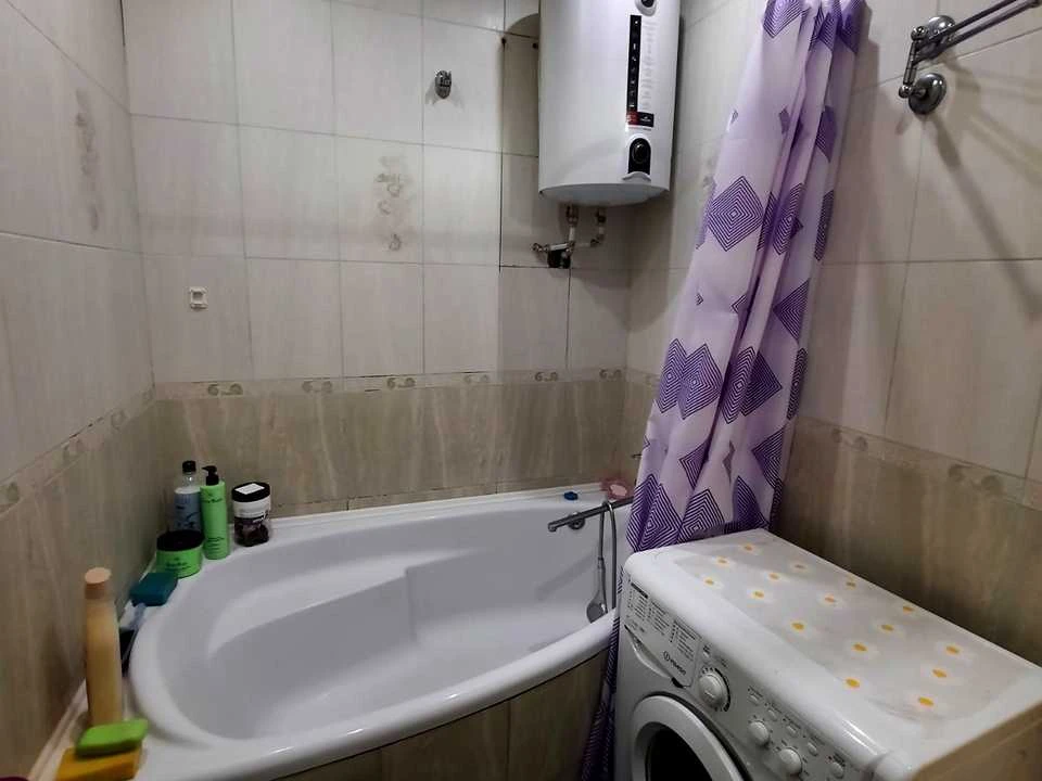Apartment. Kharkiv, Silicatna St. (Dostoevsky)