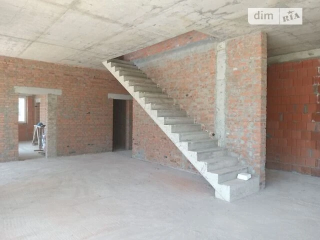 Продаж 2 поверхового будинку з ділянкою на 12 соток, 220 кв.
