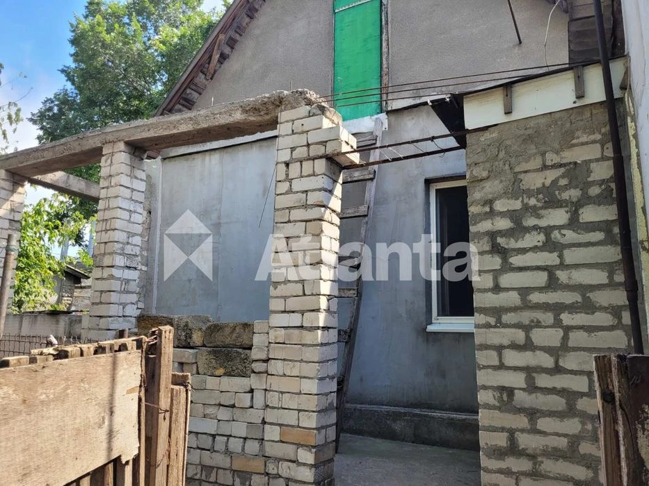 В продаже дом на Слободке на 2 входа на 15 сотках!