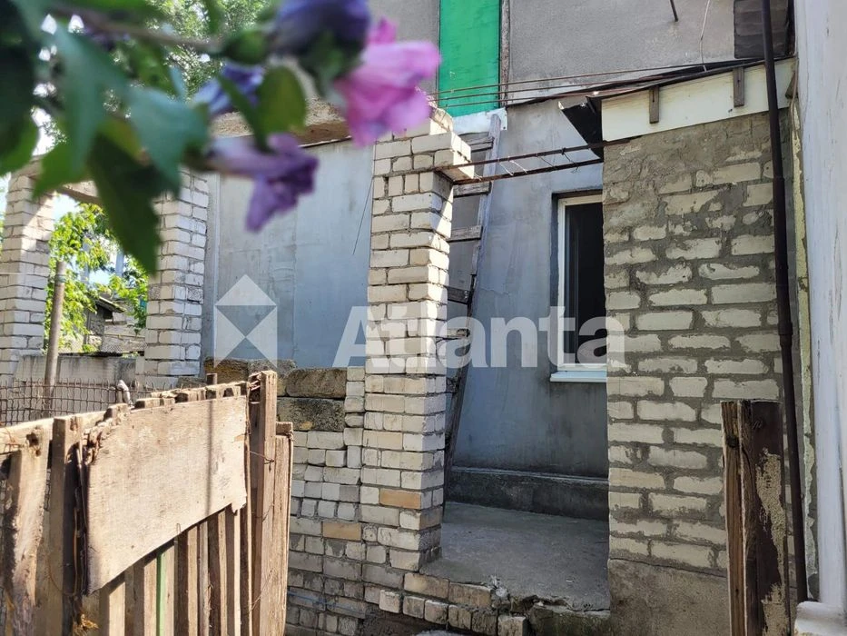 В продаже дом на Слободке на 2 входа на 15 сотках!