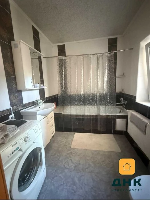 Редкое предложение .Продам дом с участком на Фонтане. ул Нед