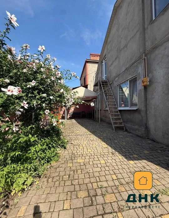 Редкое предложение .Продам дом с участком на Фонтане. ул Нед