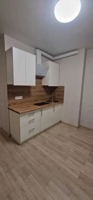 Продам квартиру в новому ЖК на Маршала Жукова/Небесноі Сотні