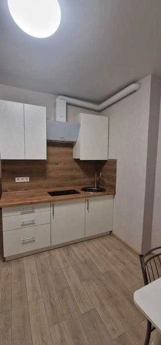 Продам квартиру в новому ЖК на Маршала Жукова/Небесноі Сотні