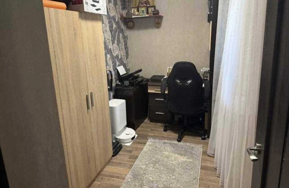 Будинок з хорошим ремонтом в передмісті Полтава !!