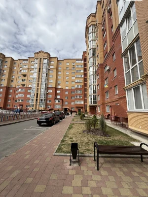 Довгострокова Оренда Квартира Бам