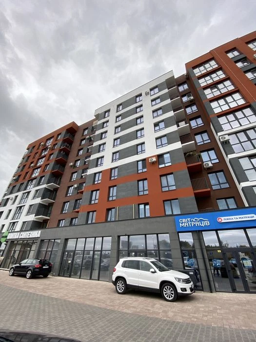 Терміновий ! Продаж 2 кімнатної квартири з ремонтом 75,5м2 /