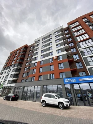 Терміновий ! Продаж 2 кімнатної квартири з ремонтом 75,5м2 /