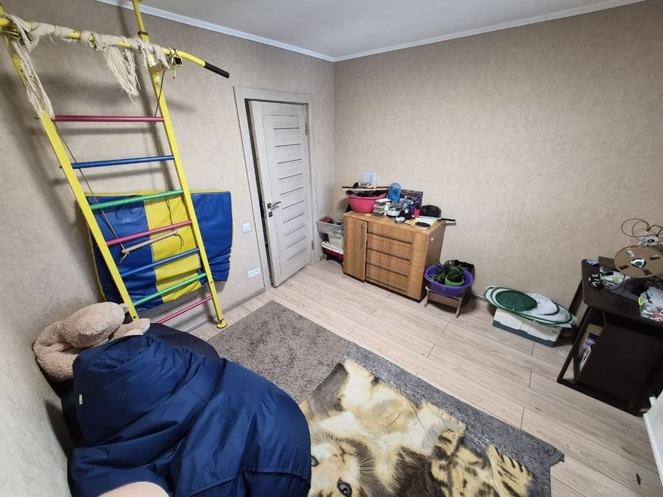 Гарна пропозиція! Продам 3к.кв на Пісках,  вул. Автозаводськ