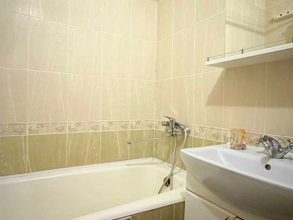 Квартира. Київ, Оболонський просп.