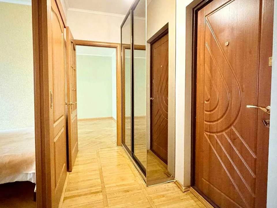 Квартира. Київ, Оболонський просп.
