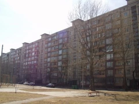 Продаж 1-кімнатної квартири 41 м², Богатирська вул., 2