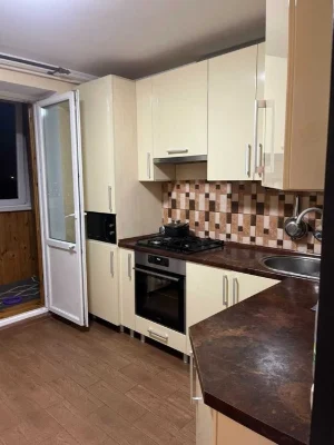 (5) Продам 2к квартиру на Тяжилові 9337