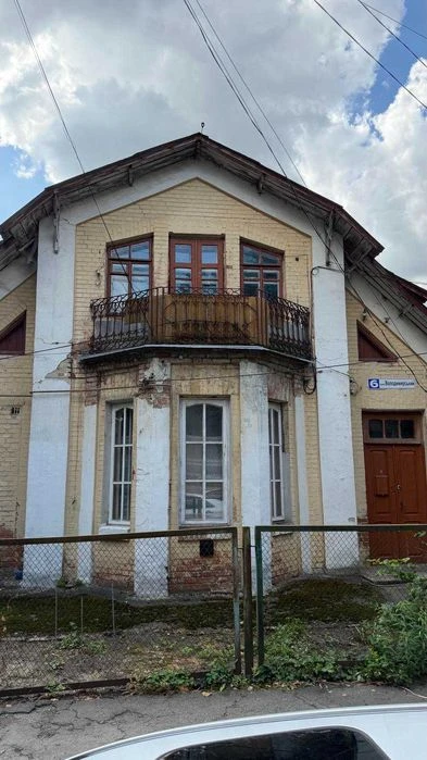 Продаж 2-кімнатної квартири в центрі міста