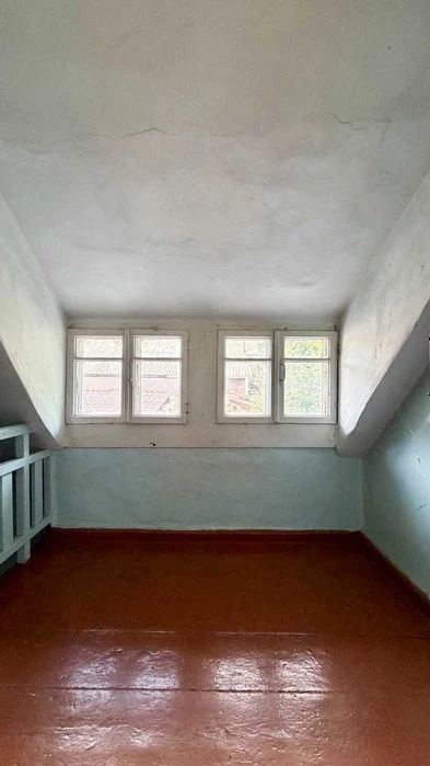 Продаж 2-кімнатної квартири в центрі міста