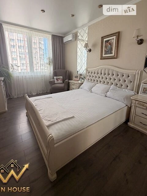 Продажа 3к квартиры 102 кв. м по ул. Феодосийская 2Л • ID 34