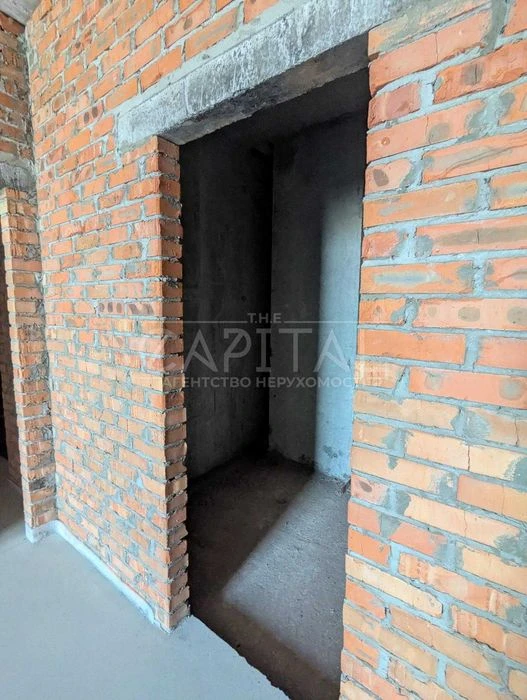 Продаж квартири 83,1 м² без ремонту у ЖК бізнес-класу Edelwe