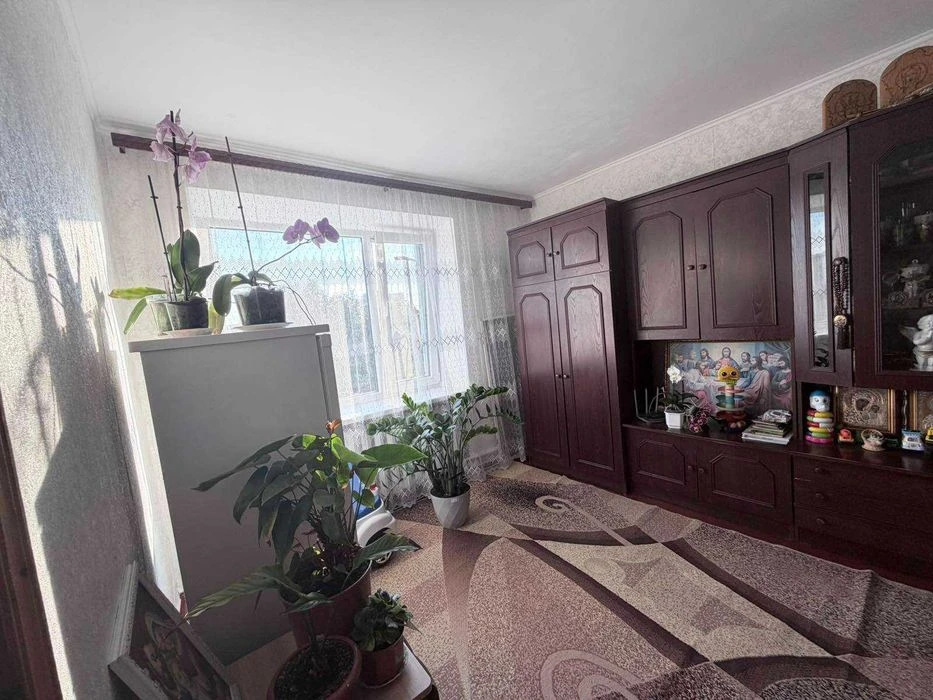 Продаж 2-кімнатної квартири на Київській
