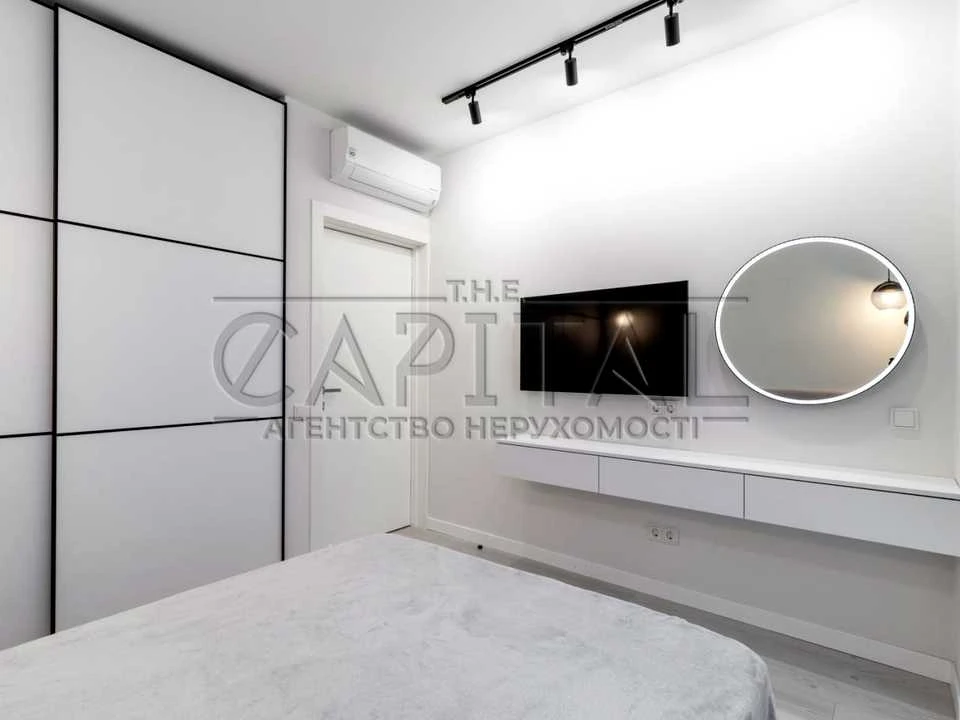 Квартира. Київ, Зарічна вул., 4 к